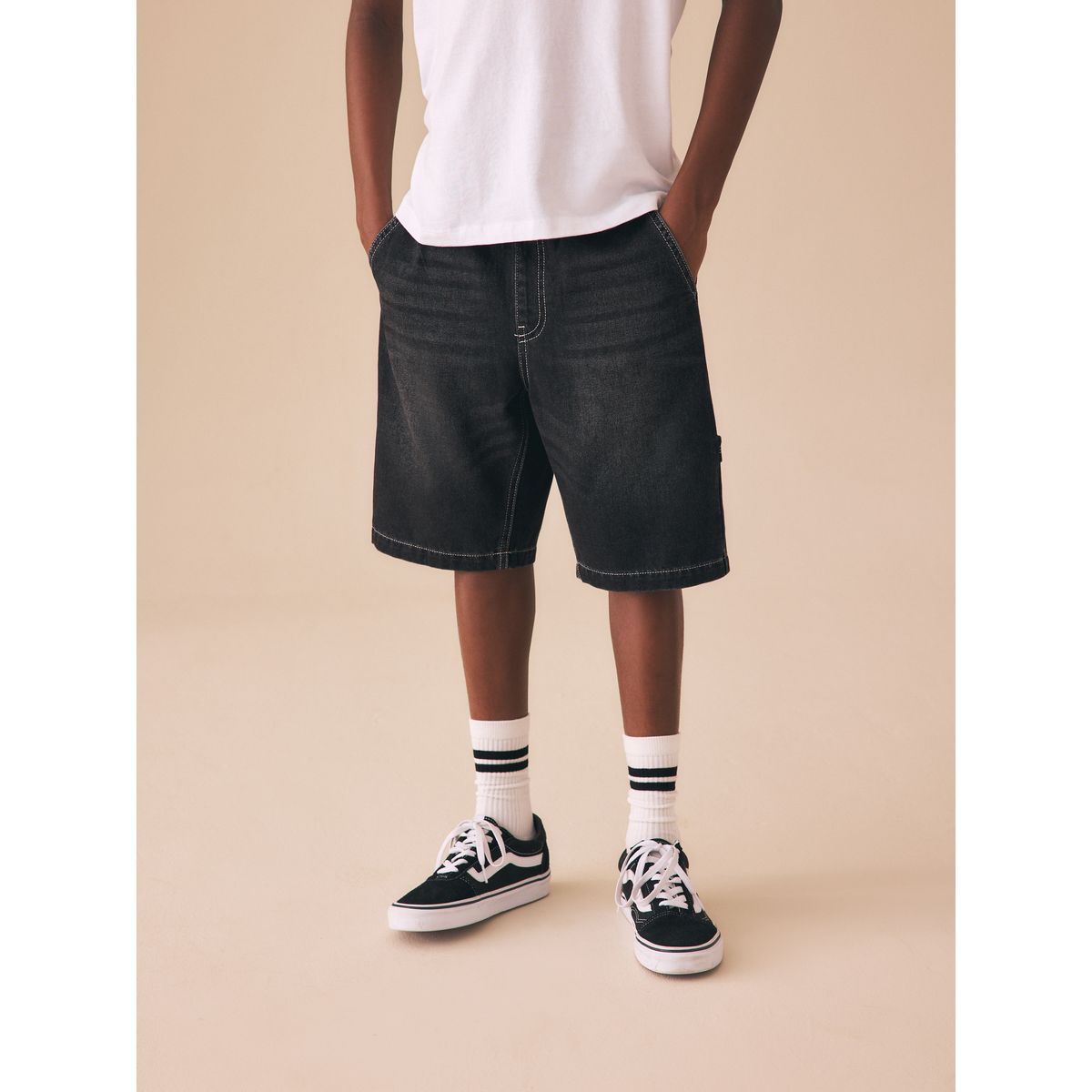 Short carpenter en jean noir, NEXT