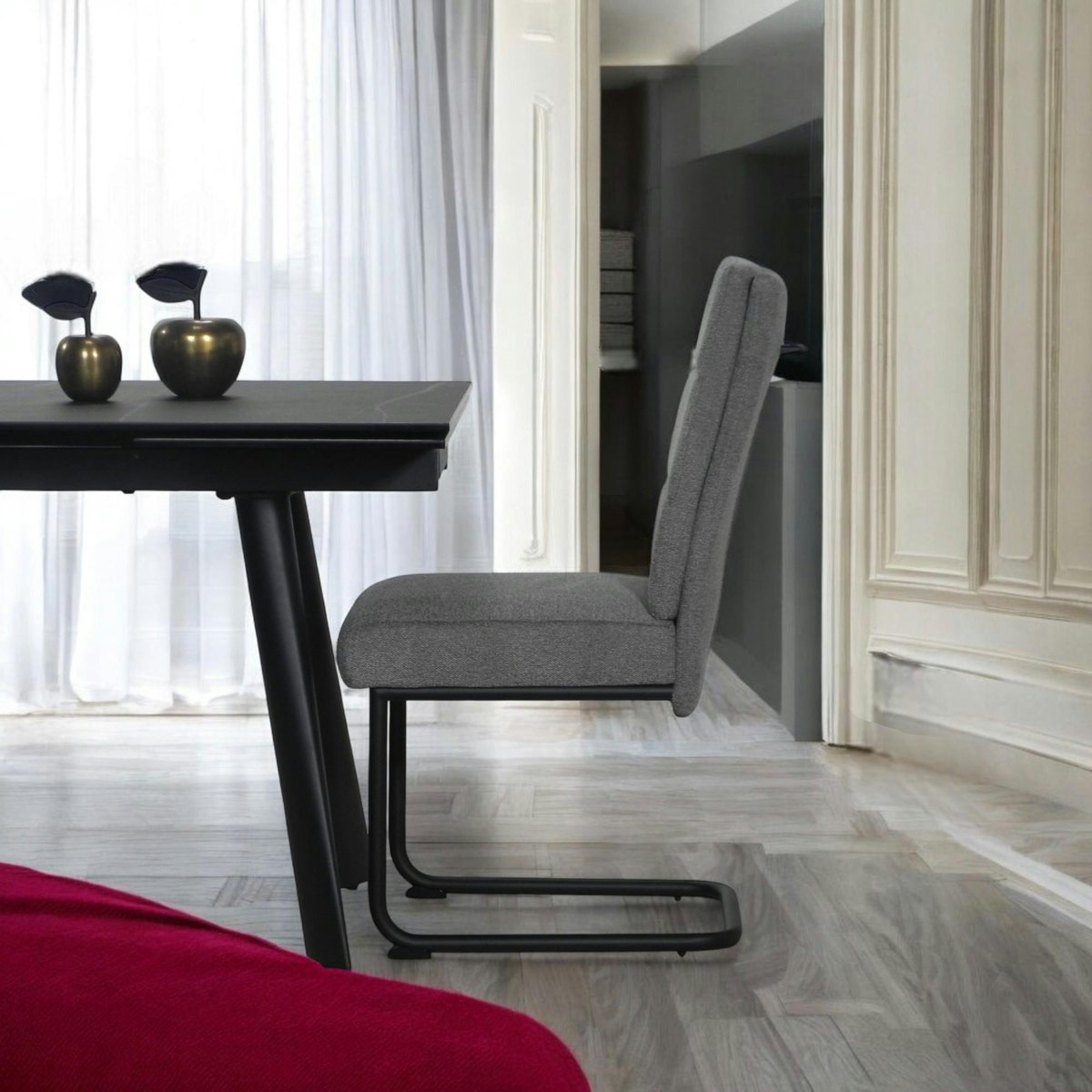 Chaise à dossier haut en tissu gris (lot de 2) LOMBARDIE gris, PIER IMPORT