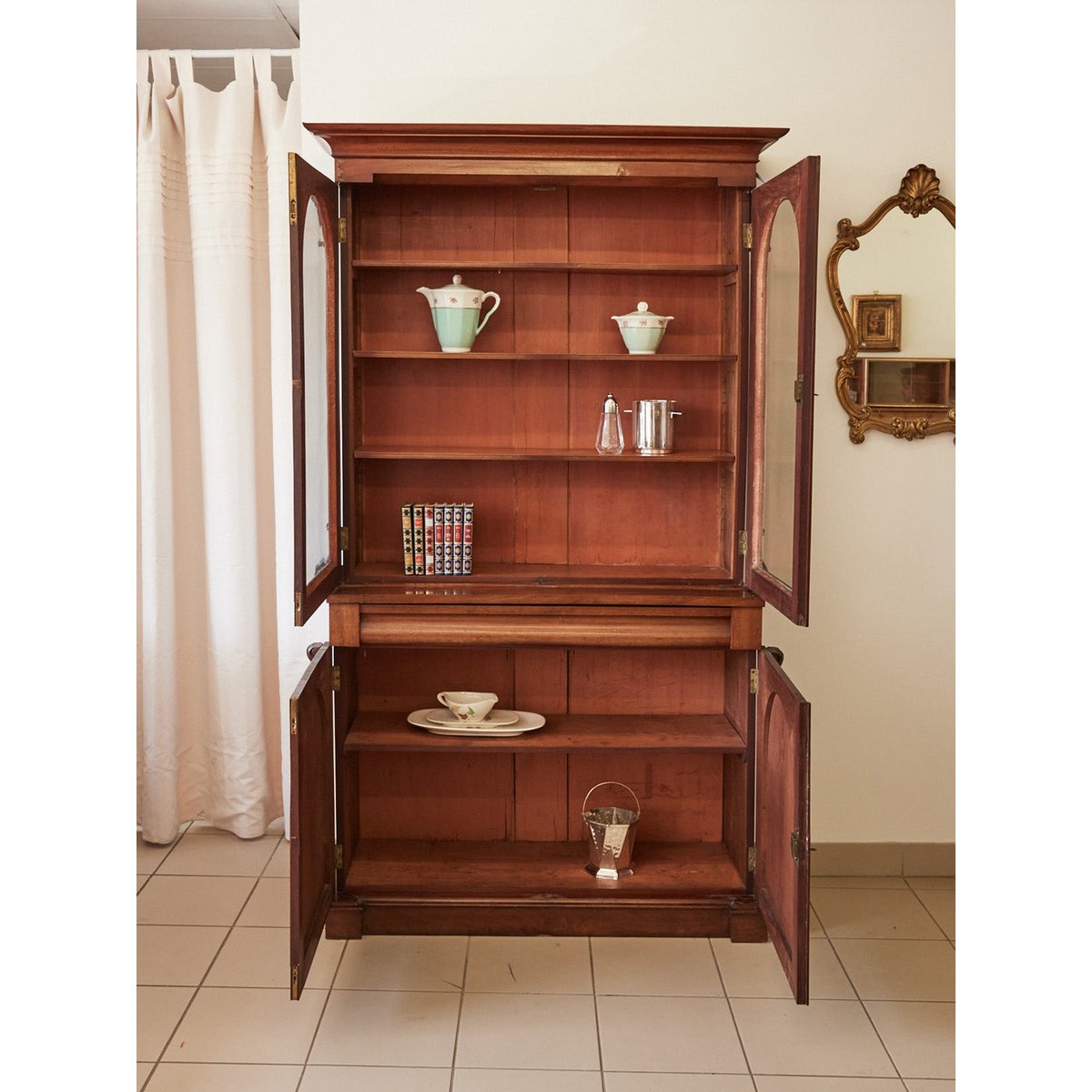 Vitrine anglaise d'époque Victorienne Victoria N°1287 - Bon état bois foncé, DEBONGOUT