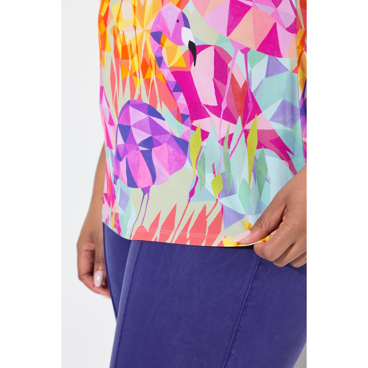 T-shirt au tombé fluide. Décolleté en cœur lavande, ULLA POPKEN