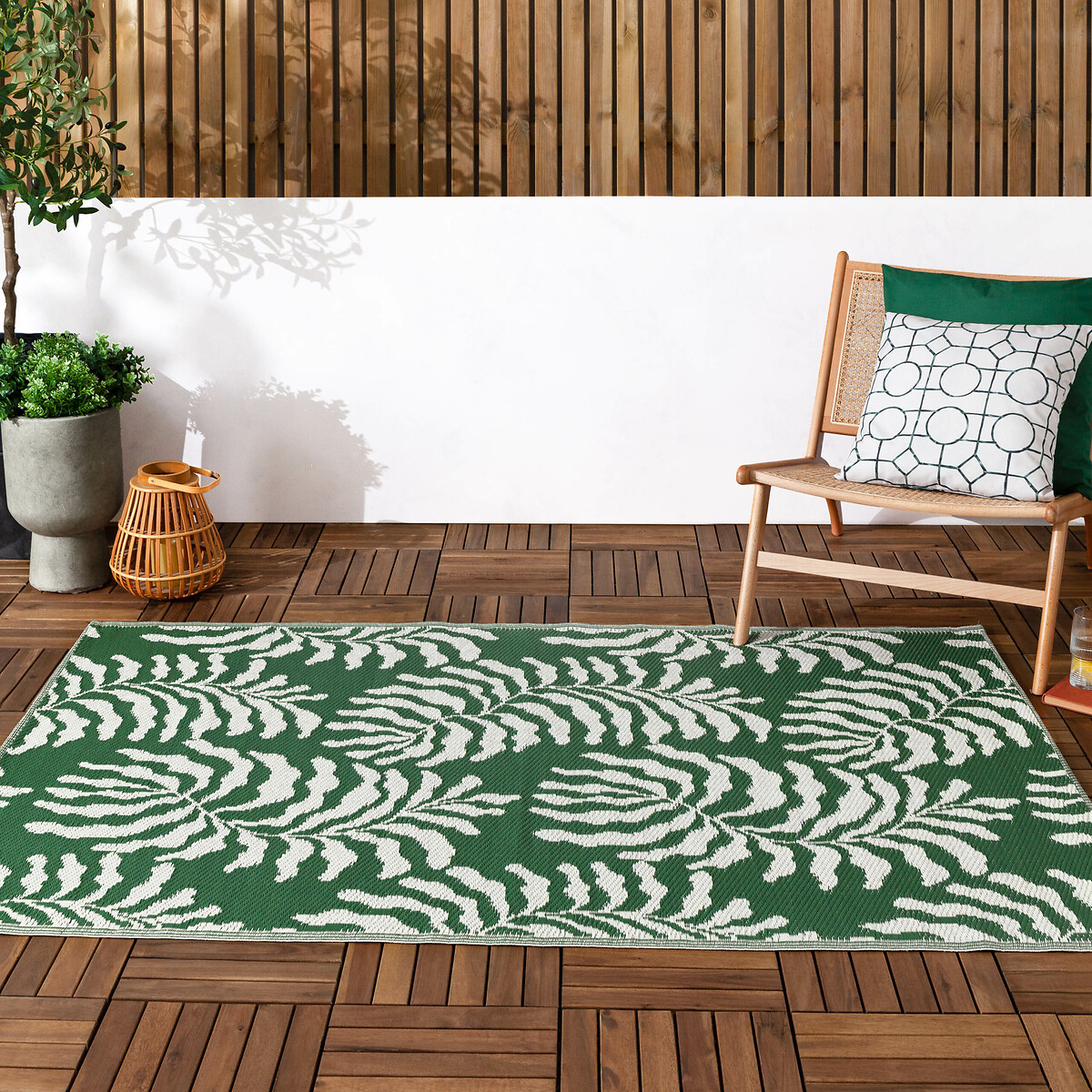 Tocorico Recycled Indoor/Outdoor Rug green, FURN.