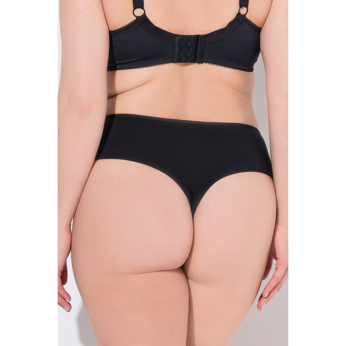 Strings, lot de 3. Collection Basic noir, ULLA POPKEN