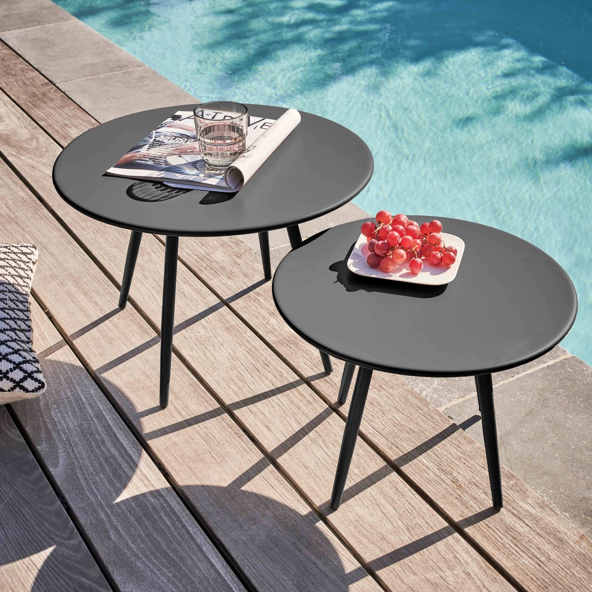 Lot de 2 tables basses gigognes de jardin en métal, PALAVAS gris anthracite, OVIALA