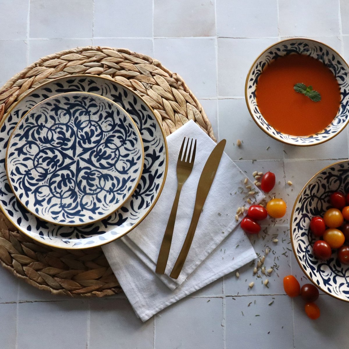 Lot de 6 assiettes creuses à motif en grès 20cm, HERACLEE bleu, NOVASTYL