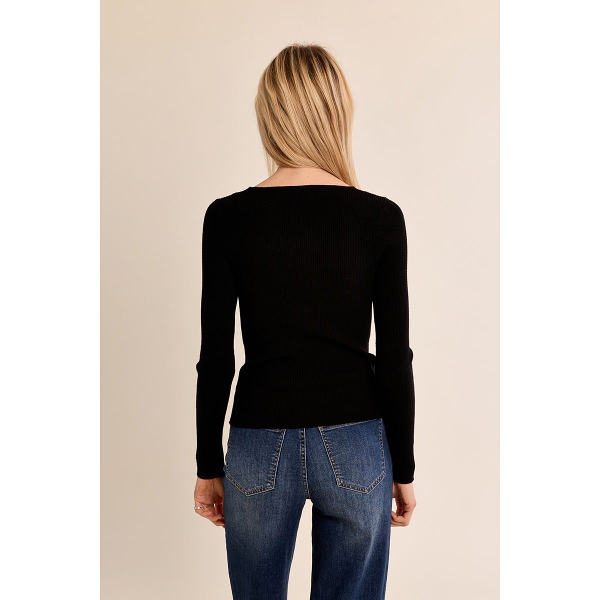 Top manches longues, col V en dentelle noir, MOLLY BRACKEN