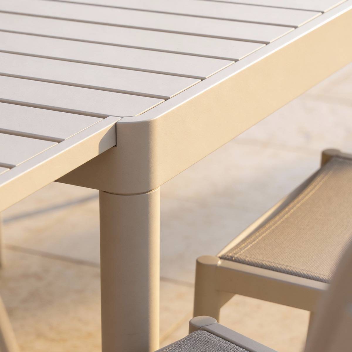 Table de jardin en aluminium KAÏA marron, MADE IN MEUBLES