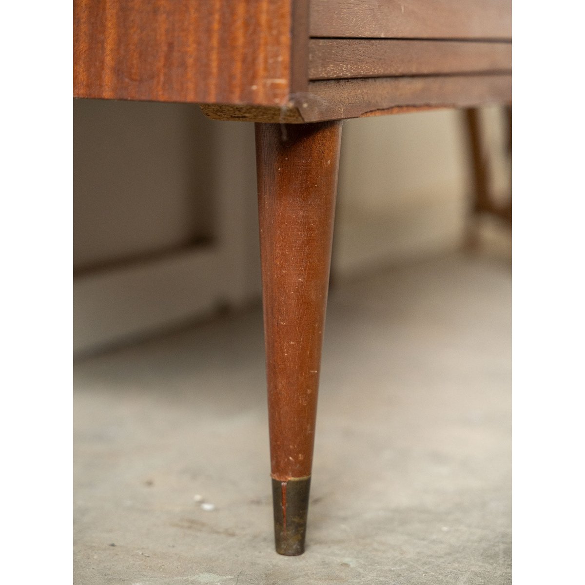 Commode années 60 Olga N°1102 - Bon état bois foncé, DEBONGOUT