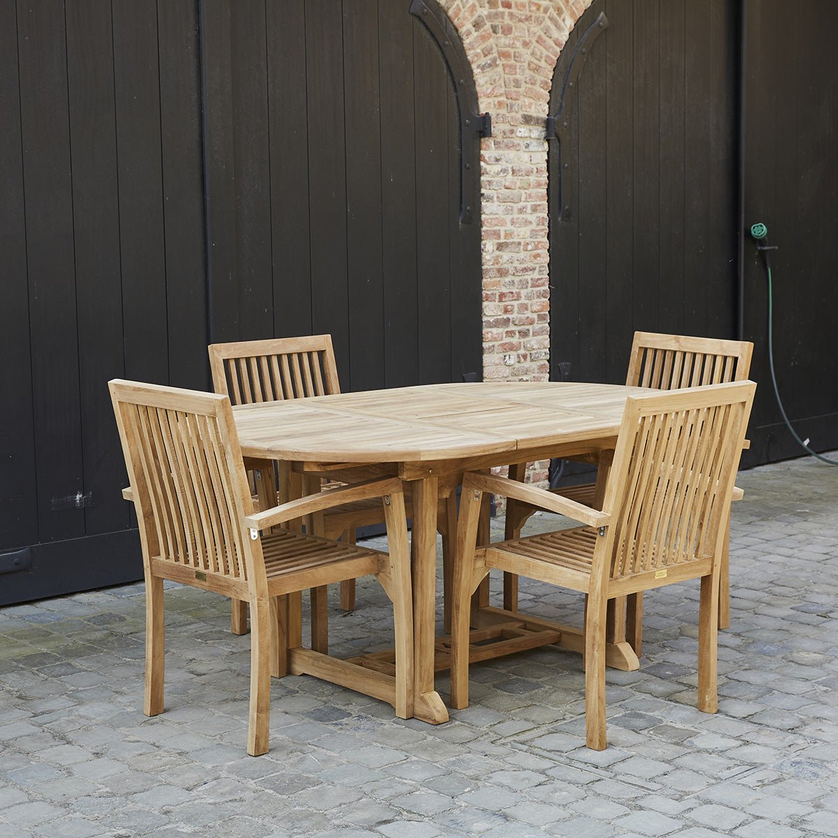 Salon de jardin en teck massif extensible 4/6 places  MIDLAND naturel, BERAH GETAH