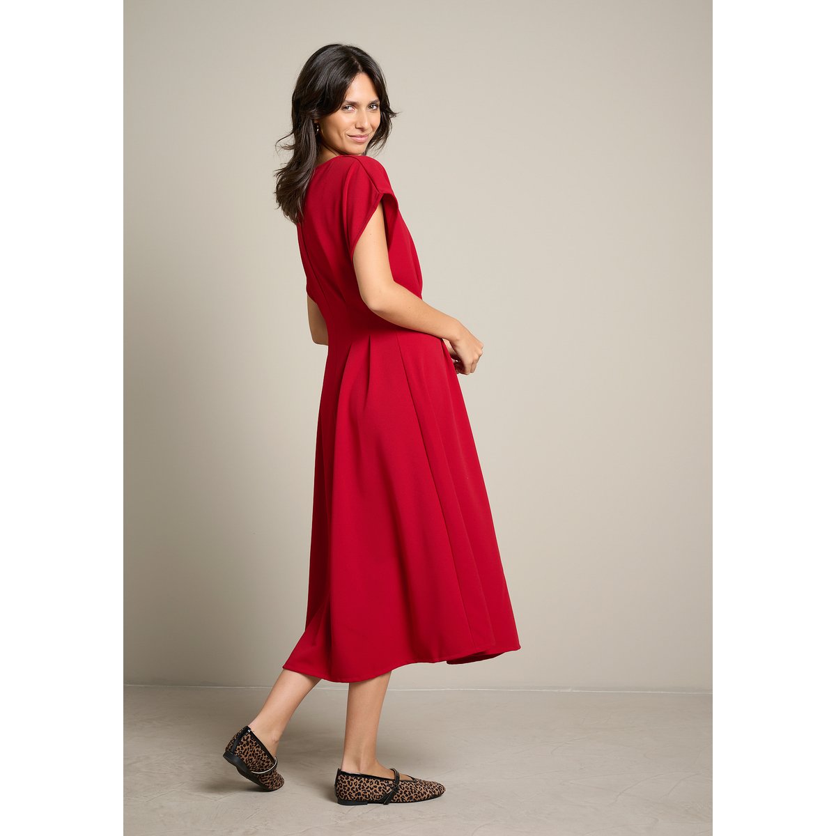 Robe midi à taille plissée rouge, LOLALIZA