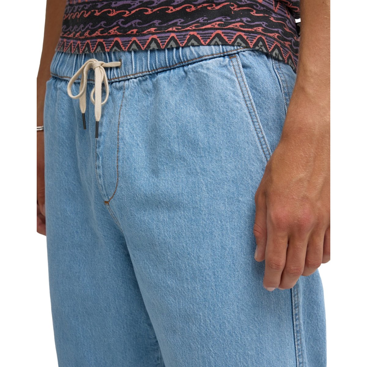 Pantalon en jean élastique avec cordon de serrage LARRY DENIM bleu bleach wash, BILLABONG
