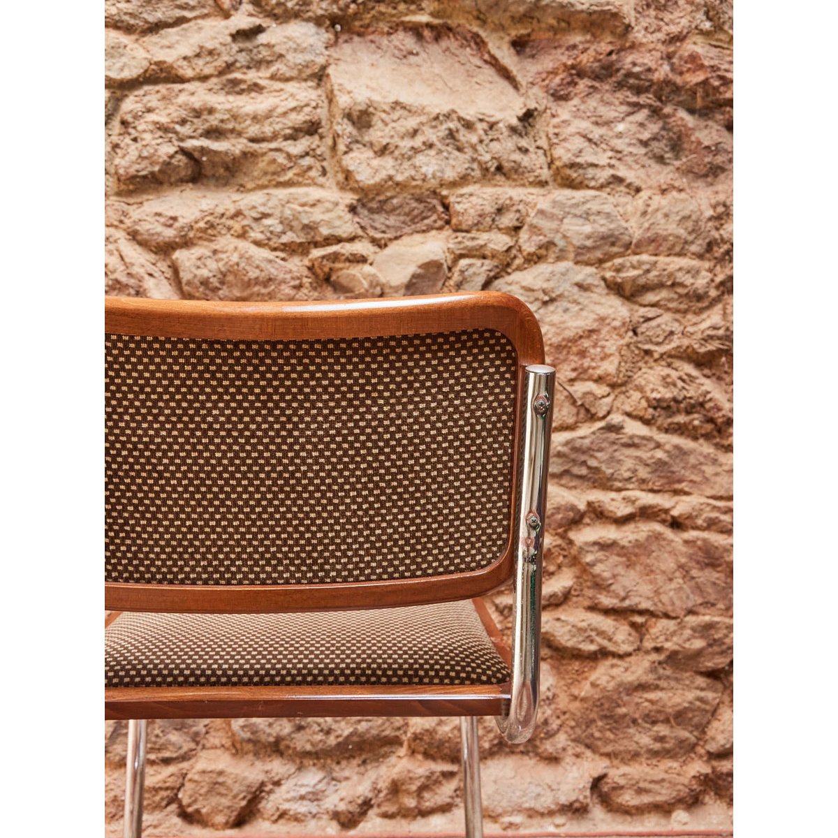 Lot de 4 chaises vintage Alma N°1654 - Bon état marron, DEBONGOUT