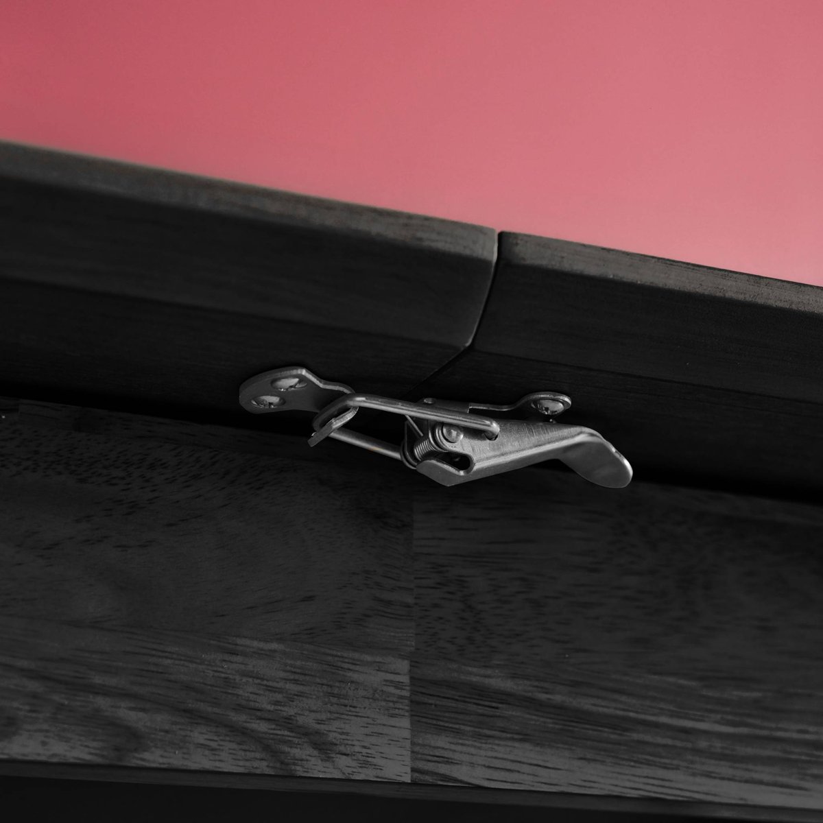 Table à manger rectangulaire extensible bois d'hévéa et placage chêne 4-6 places LINA noir, SWEEEK