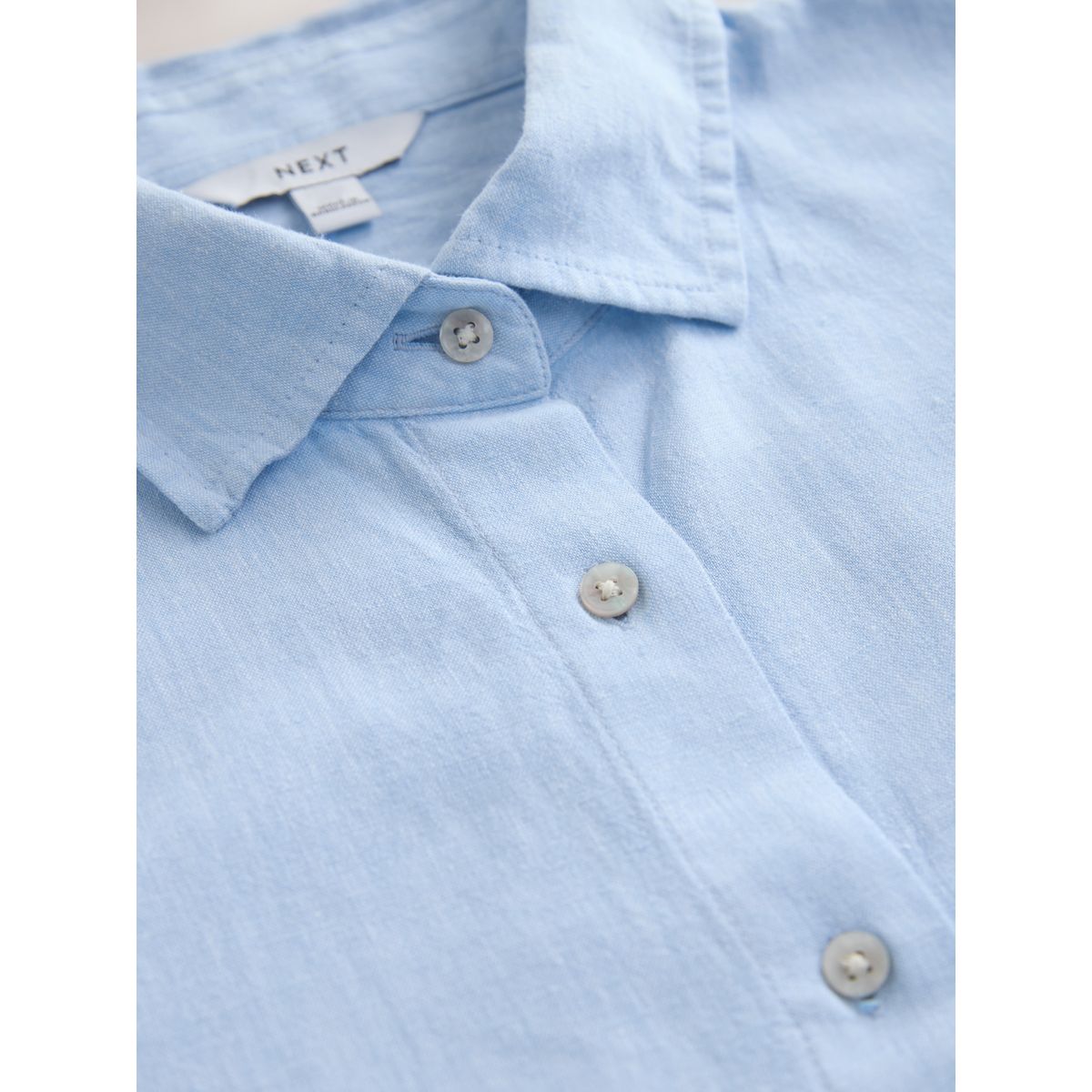 Chemise manches longues en lin mélangé chambray bleu, NEXT