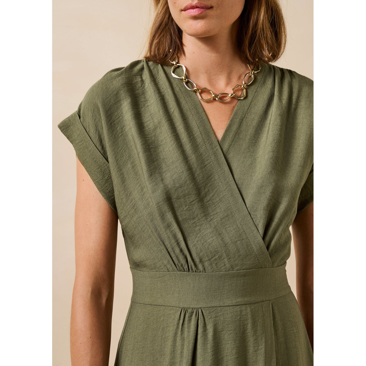 Robe longue cintrée à cache-cœur kaki, LA FEE MARABOUTEE