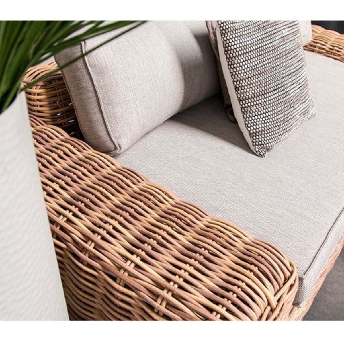 Fauteuil de jardin en résine tressée, BALI osier miel, AU JARDIN DE CHLOÉ
