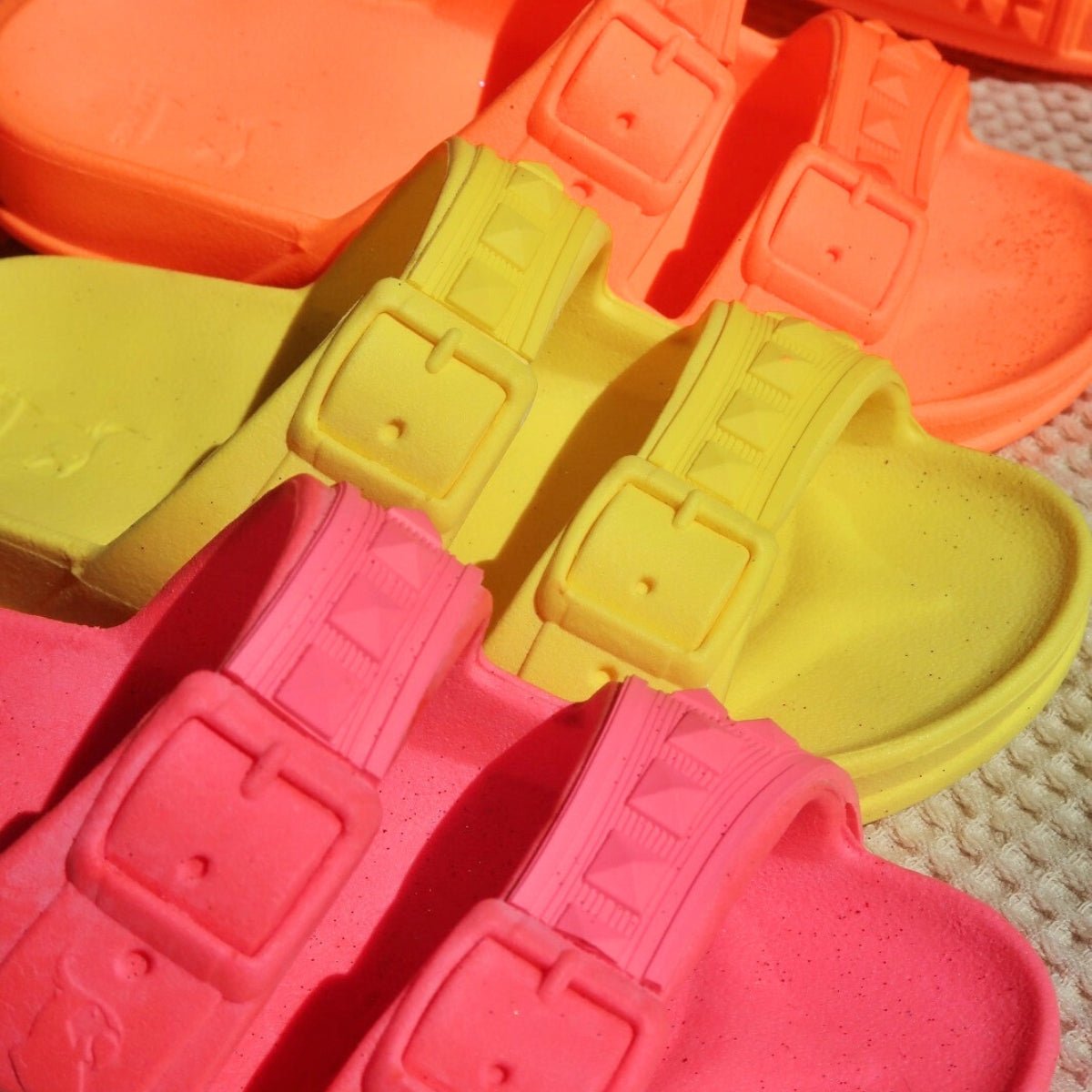 Sandales plates Enfant BELEM jaune fluo, CACATOES