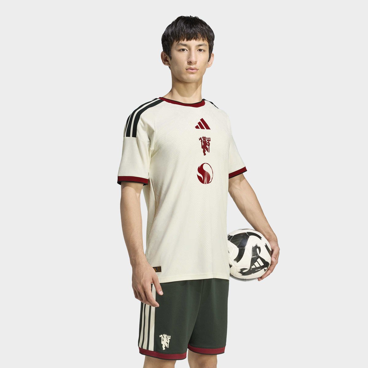 Maillot Third Manchester United 26/27 Authentique Maillot Third Manchester United 26/27 Authentique ivory, adidas Performance