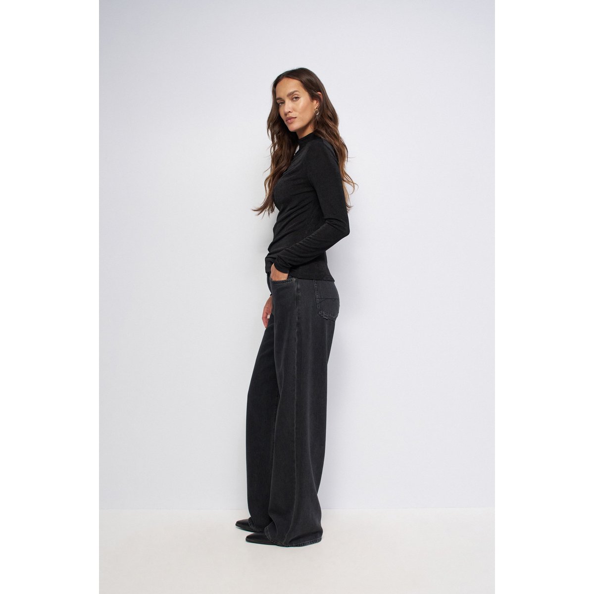 PULL TEXTURÉ AVEC OUVERTURE SUR LA POITRINE rouge, SALSA JEANS