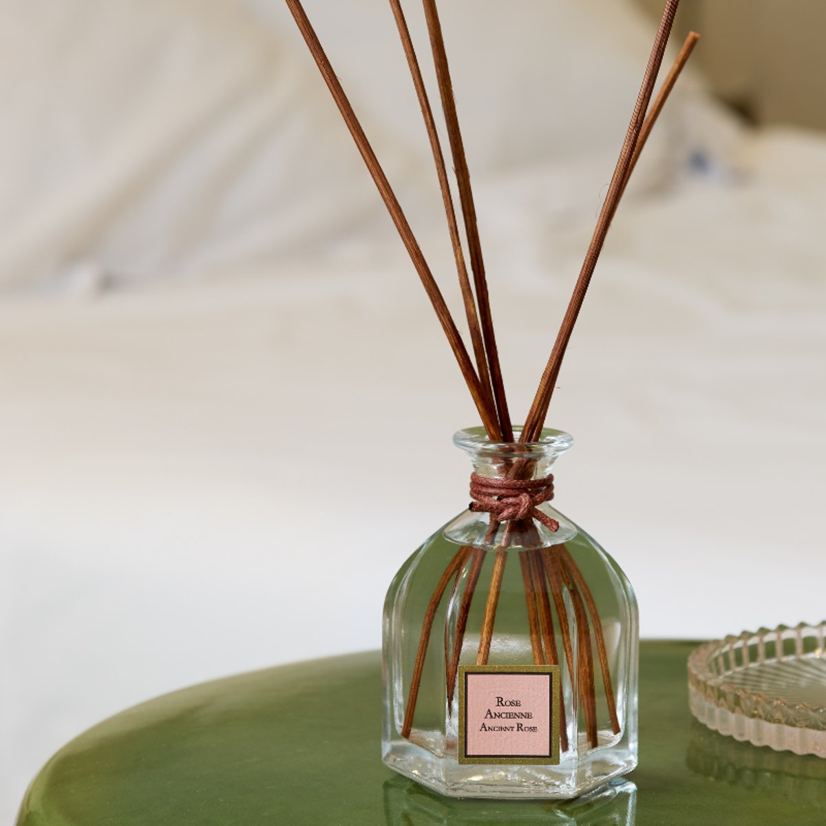 Diffuseur de parfum ROSE ANCIENNE blanc, COLLINES DE PROVENCE