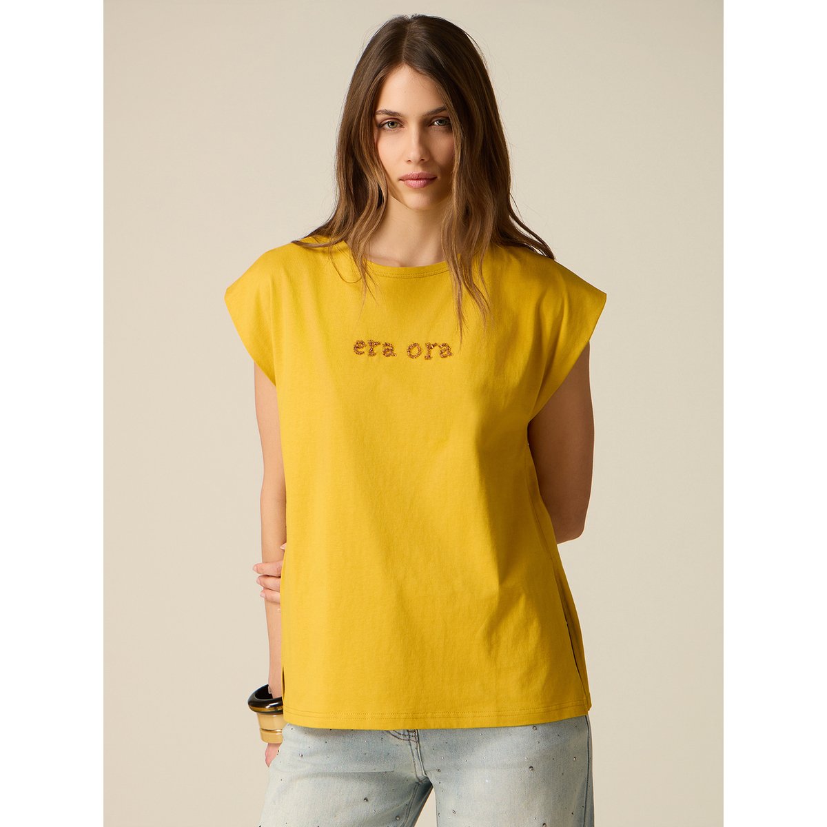 T-shirt avec broderie lettrage jaune, OLTRE