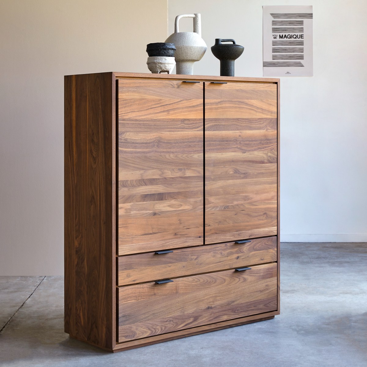 Armoire en Noyer massif, SENSON marron, TIKAMOON
