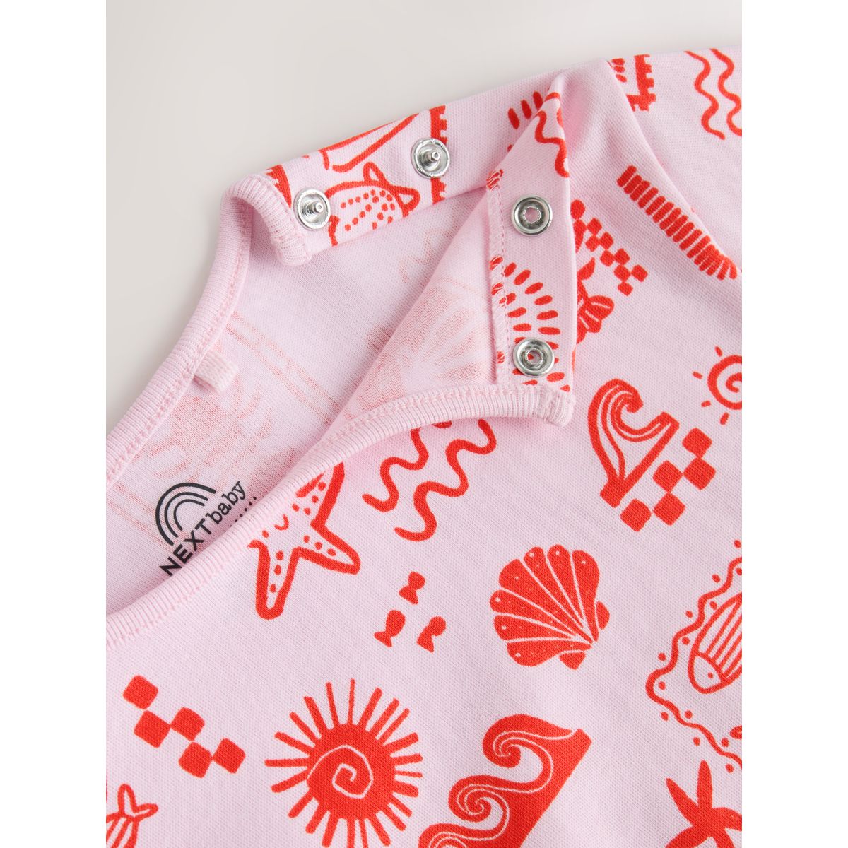 Barboteuse style t-shirt pour bébé homard rose et rouge imprimé, NEXT
