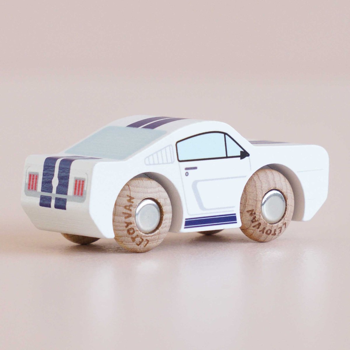 Voiture Maverick No 17 blanc, LE TOY VAN