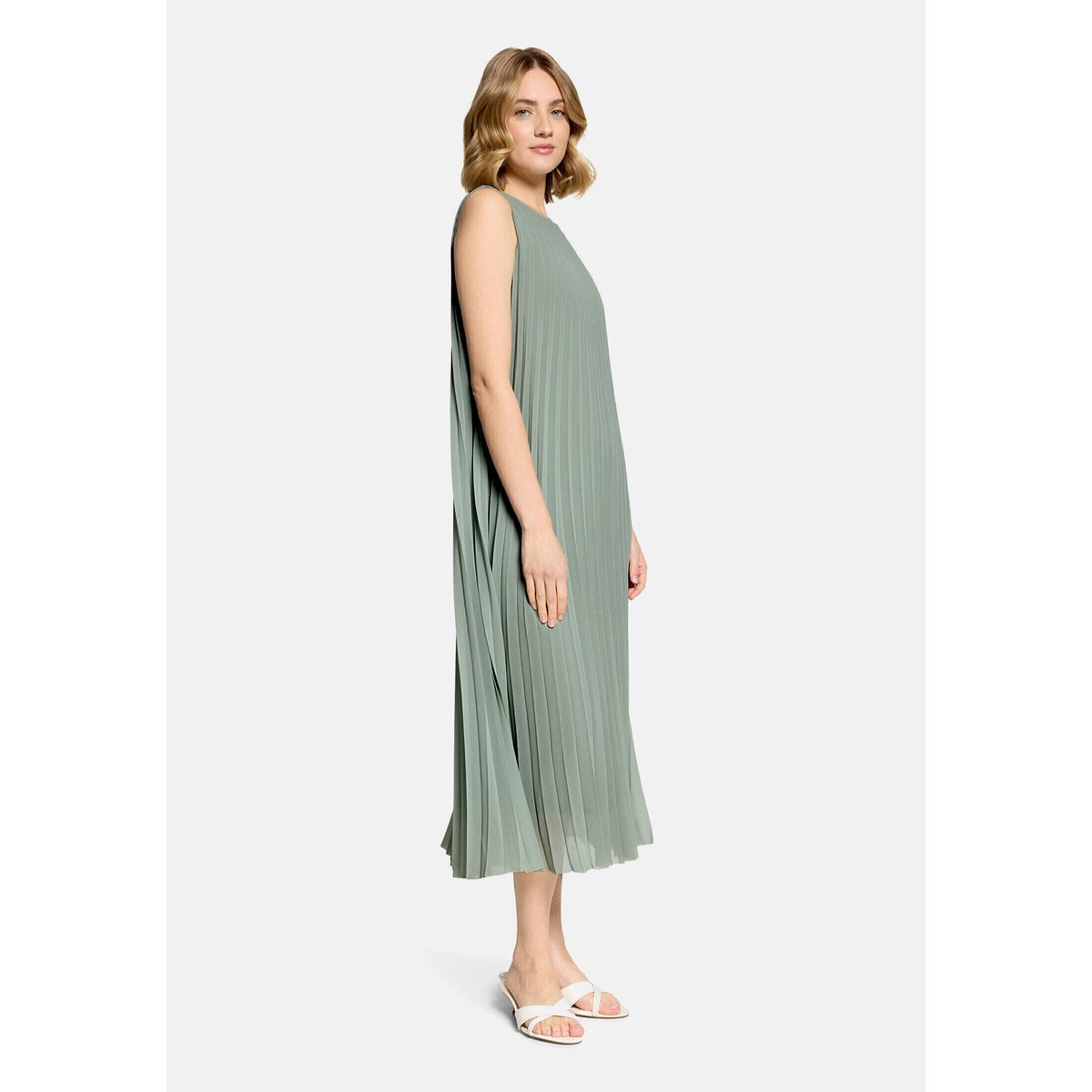 Robe maxi longueur à plis lily pad, BETTY & CO
