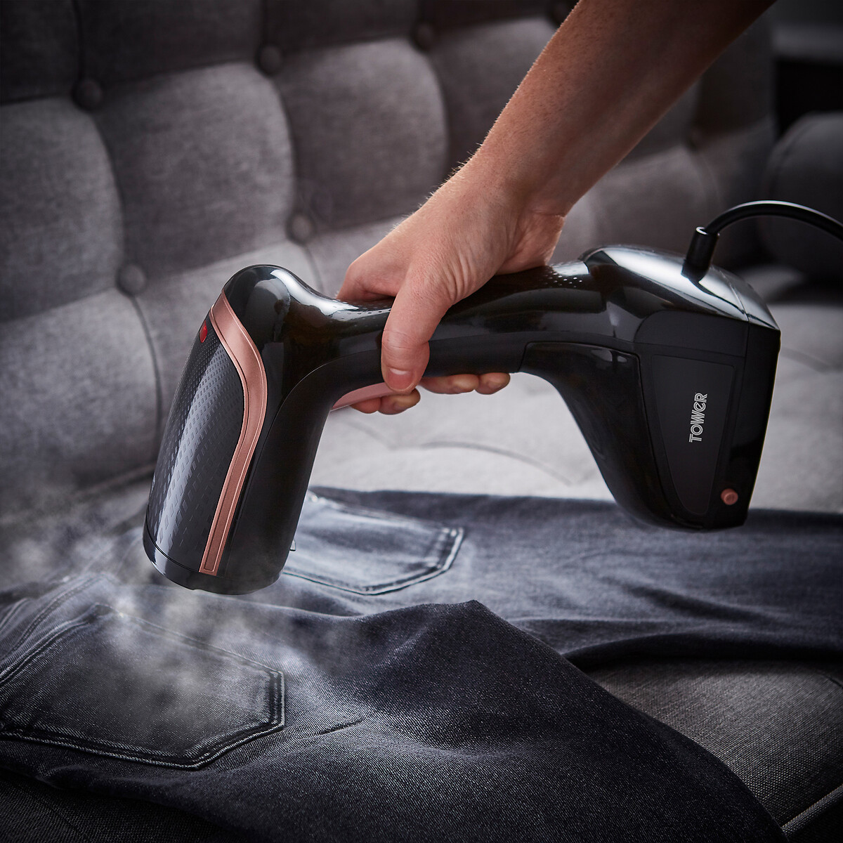 CeraGlide Garment Steamer - T22014 black/copper-coloured, TOWER