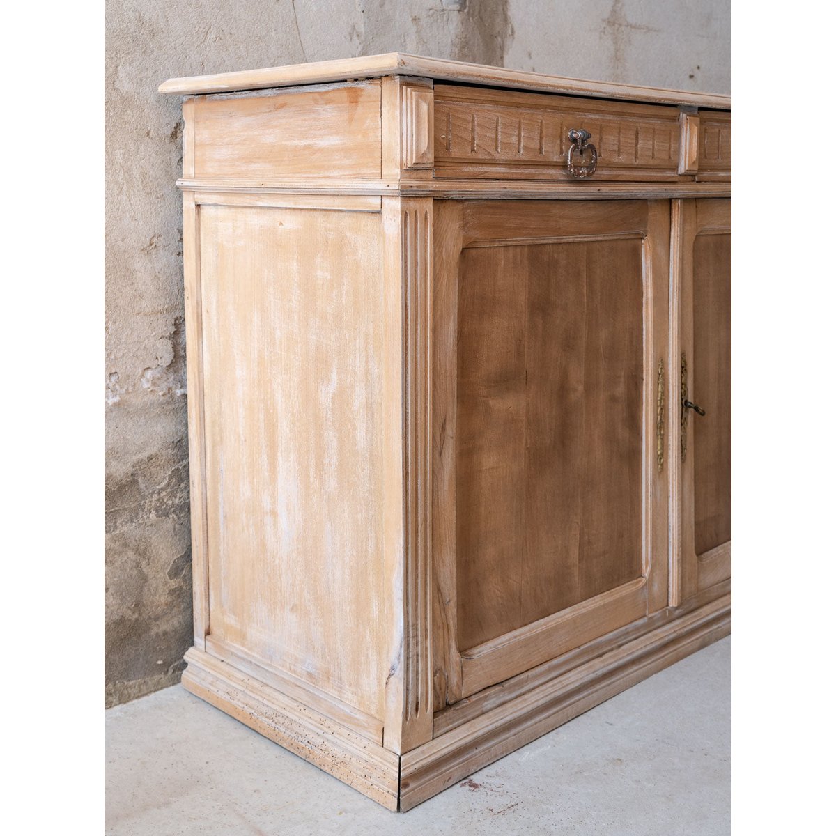 Buffet ancien en sapin Gilbert N°1874 - Bon état bois clair, DEBONGOUT