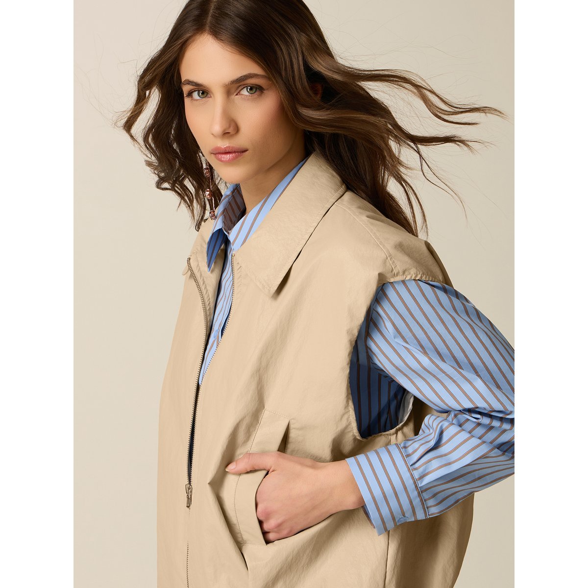 Gilet avec zip et poches beige, OLTRE