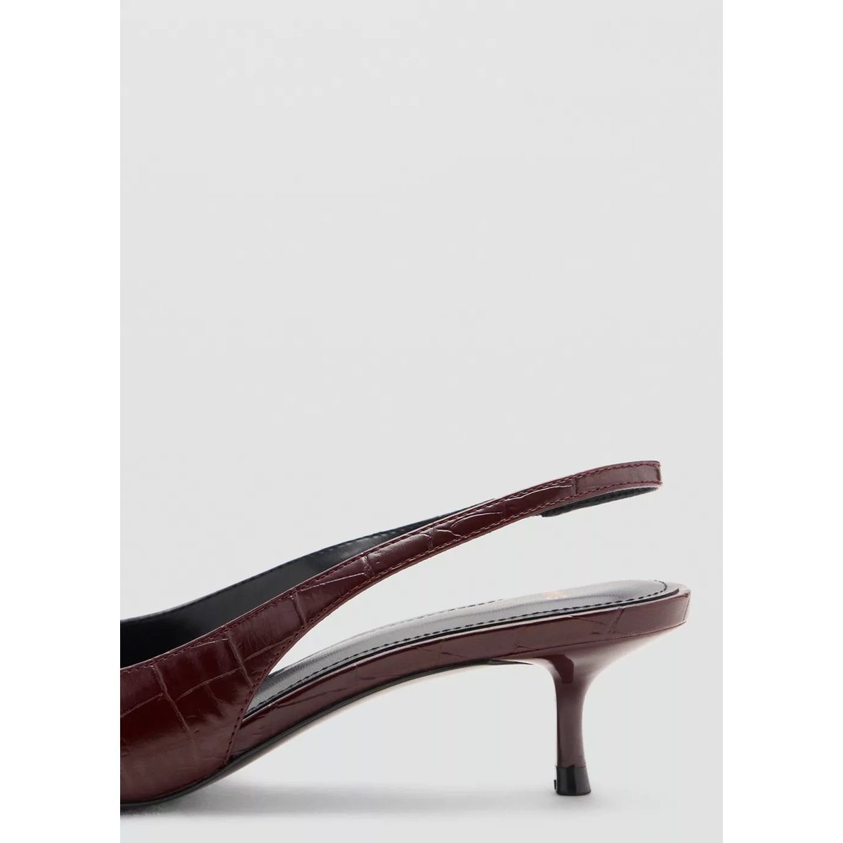 Chaussures à talon avec détail de perle métallique bordeaux, MANGO