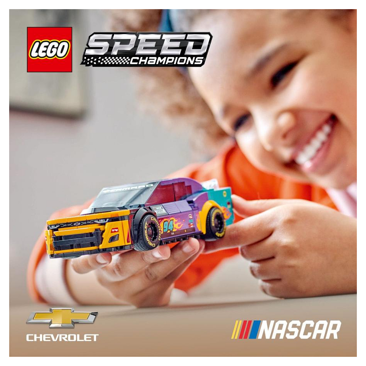 LEGO 76935 - Voiture de Course NASCAR Chevrolet Camaro ZL1 multicolore, LEGO