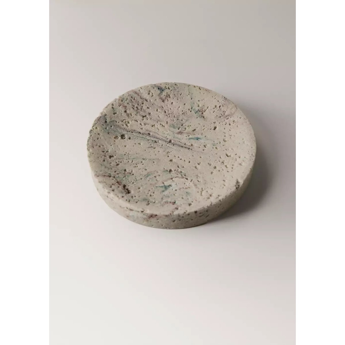 Porte-savon en résine effet travertin sable, MANGO HOME