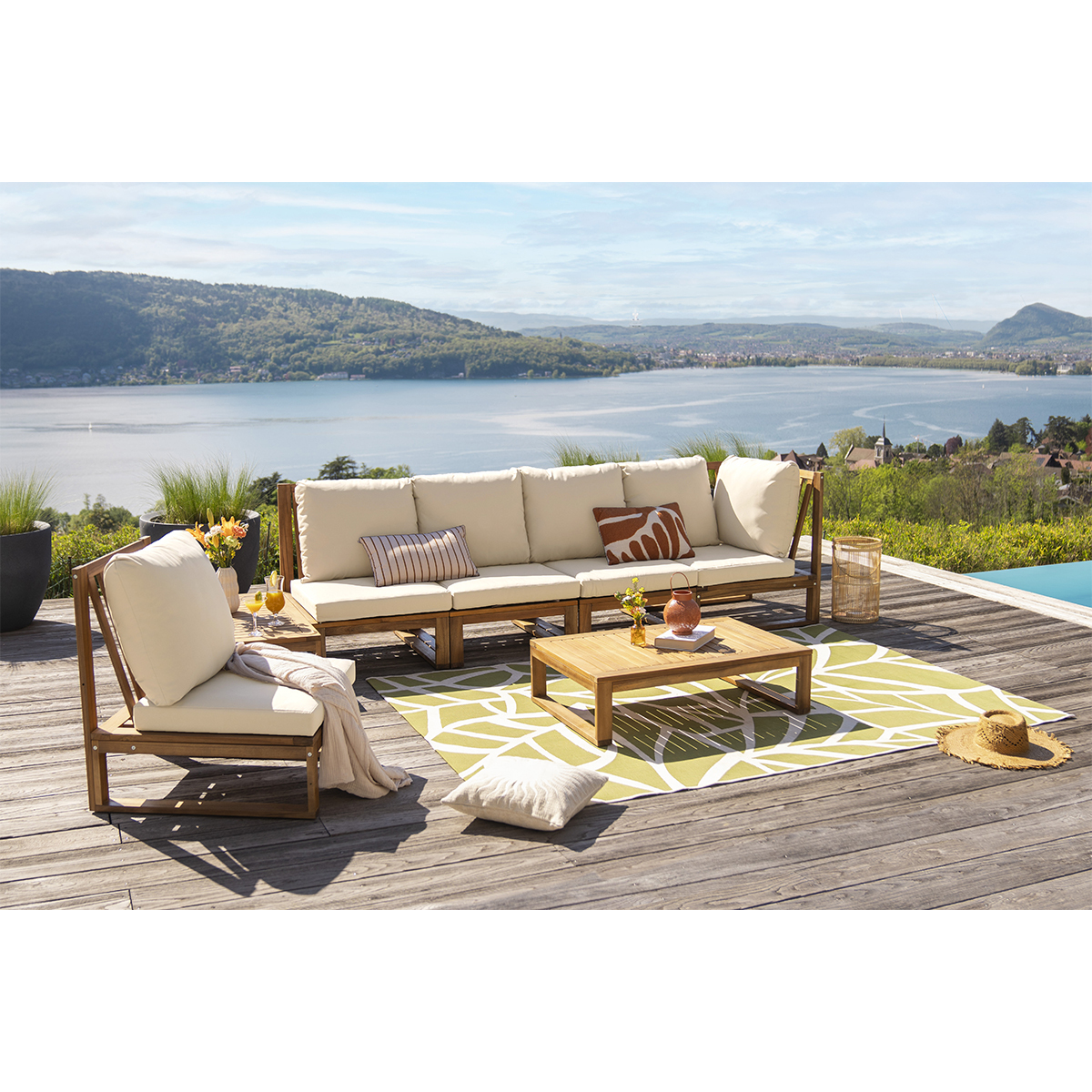 Salon de jardin d'angle 6-8 places en bois massif avec coussins déhoussables SALSA beige, MILIBOO