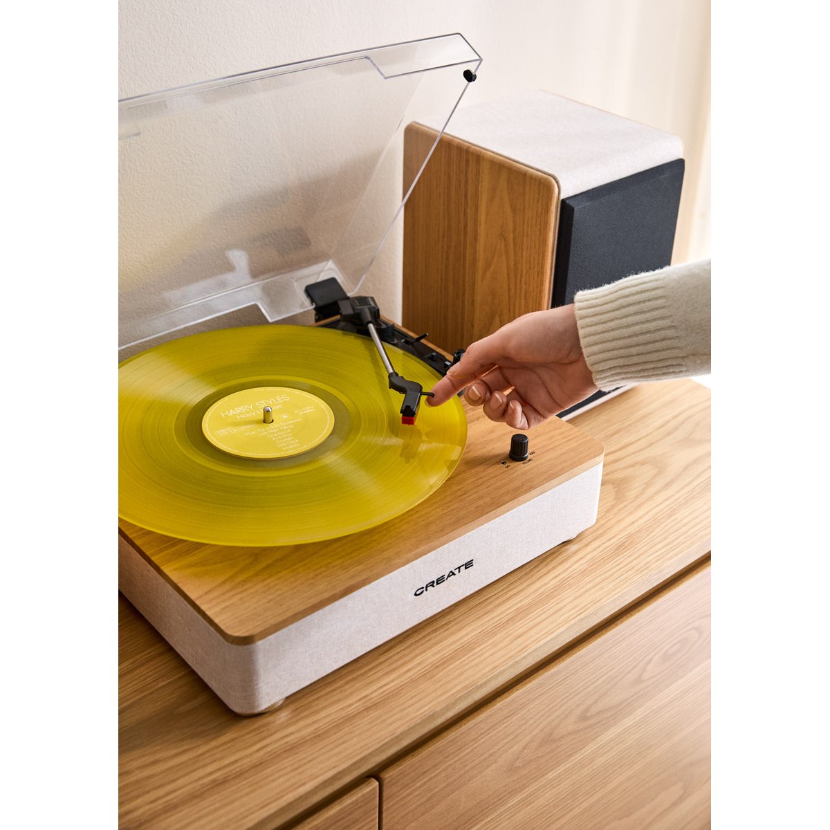 Tourne-disque avec 2 haut-parleurs RECORDPLAYERPRO bois clair, CREATE