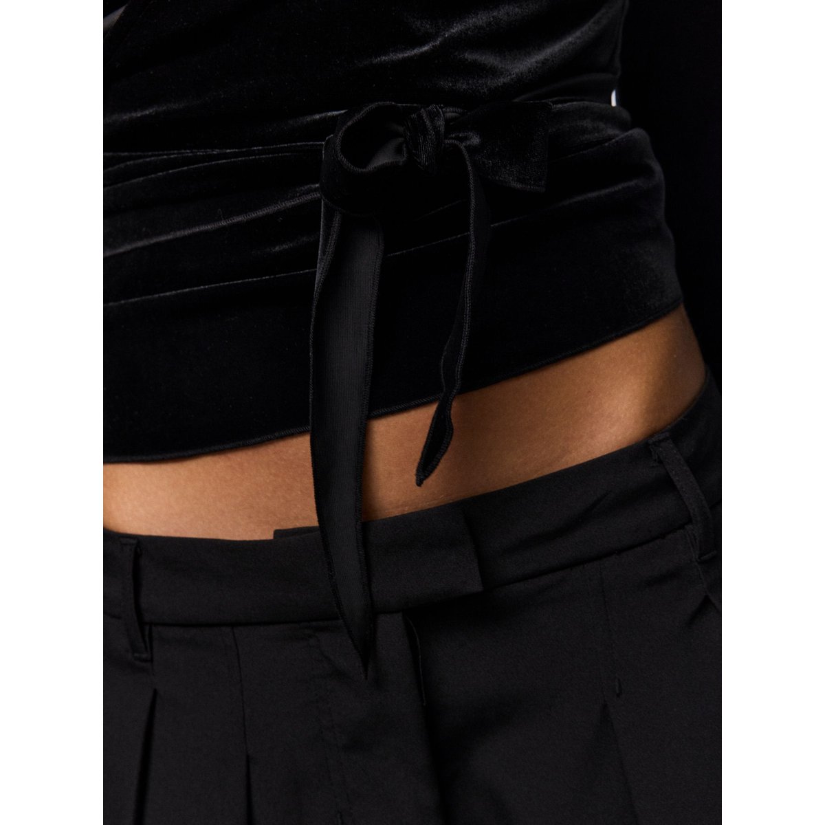 Top Cache-Cœur noir - black1, PIECES