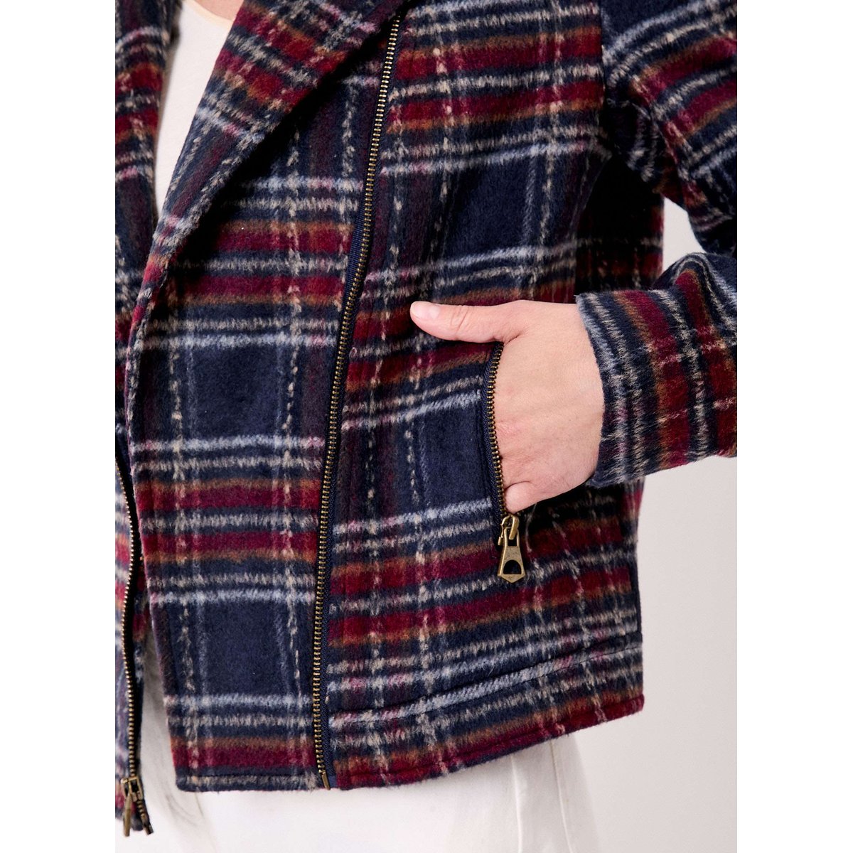 Veste courte en lainage MAJDI bleu wakisa, LA FIANCÉE