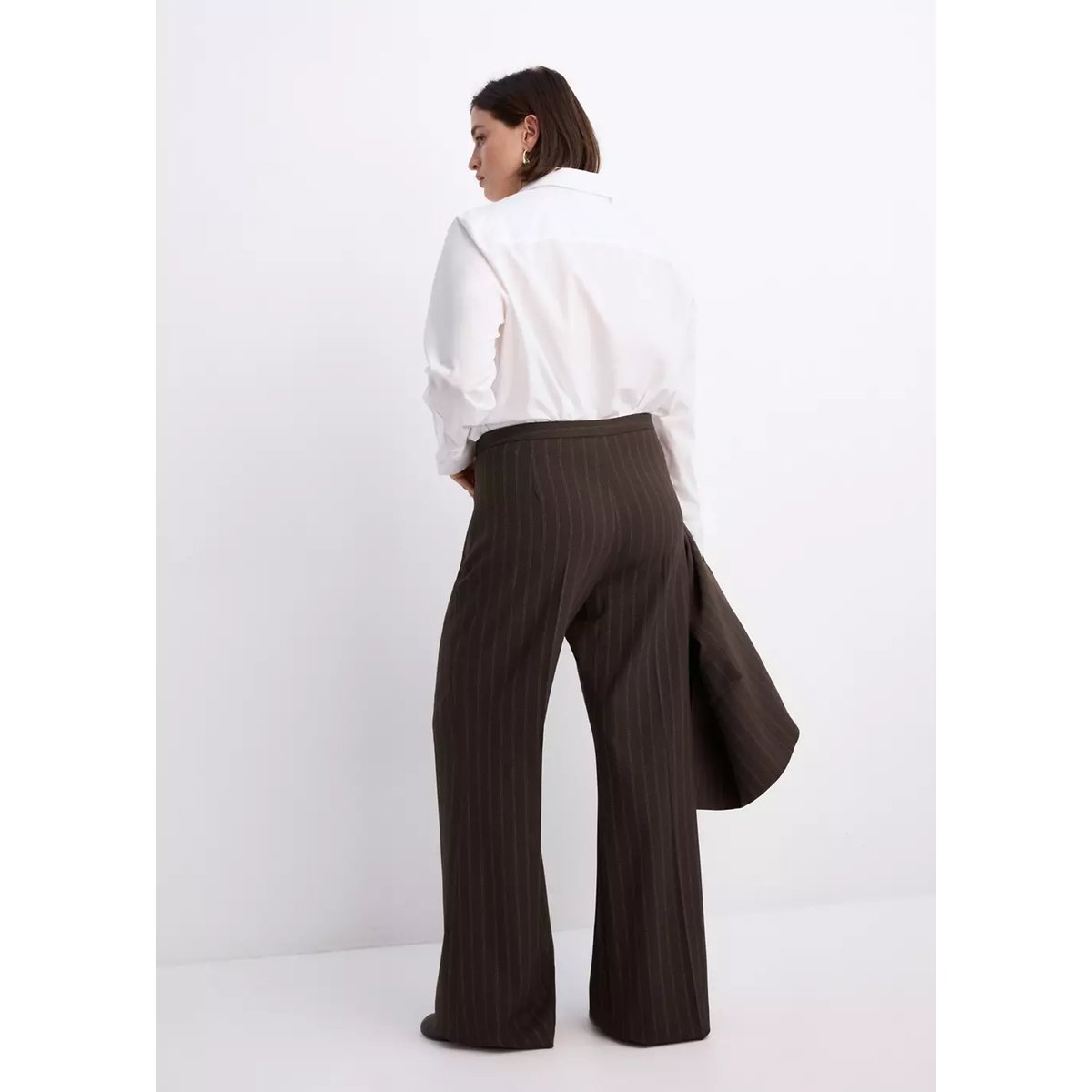 Pantalon de costume fines rayures marron, MANGO