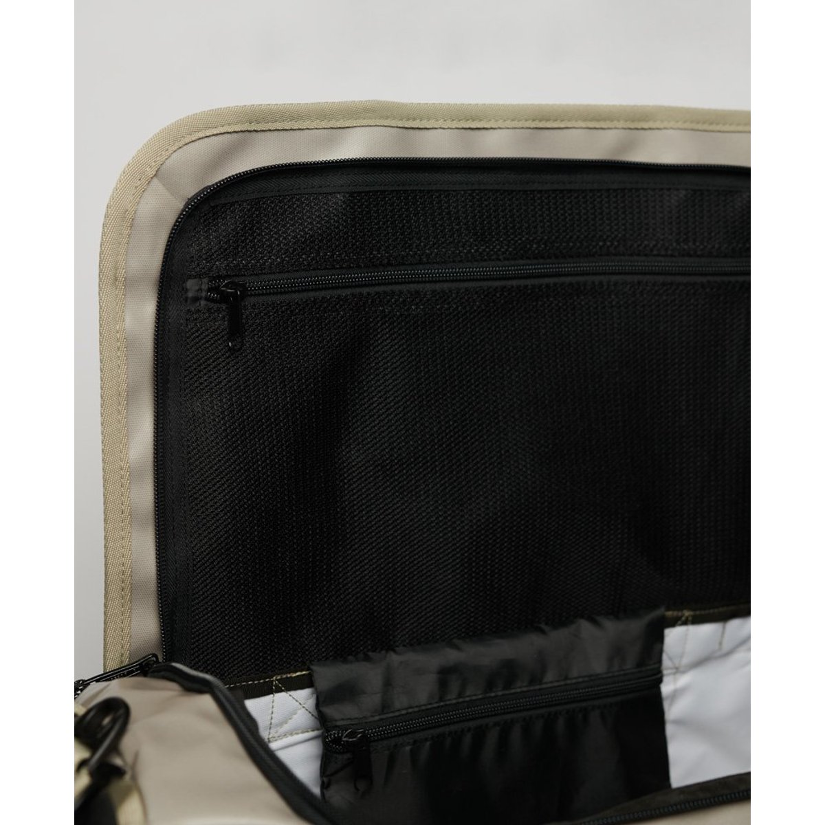 Sac polochon Tarp beige rameau d’hiver, SUPERDRY