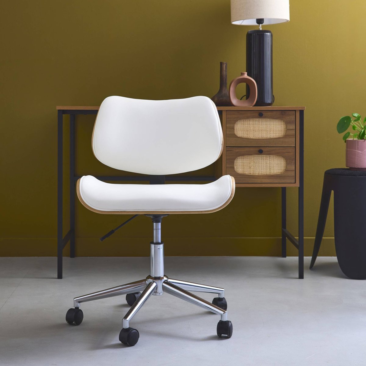 Chaise de bureau à roulettes décor bois courbé et simili cuir KAREN blanc, SWEEEK