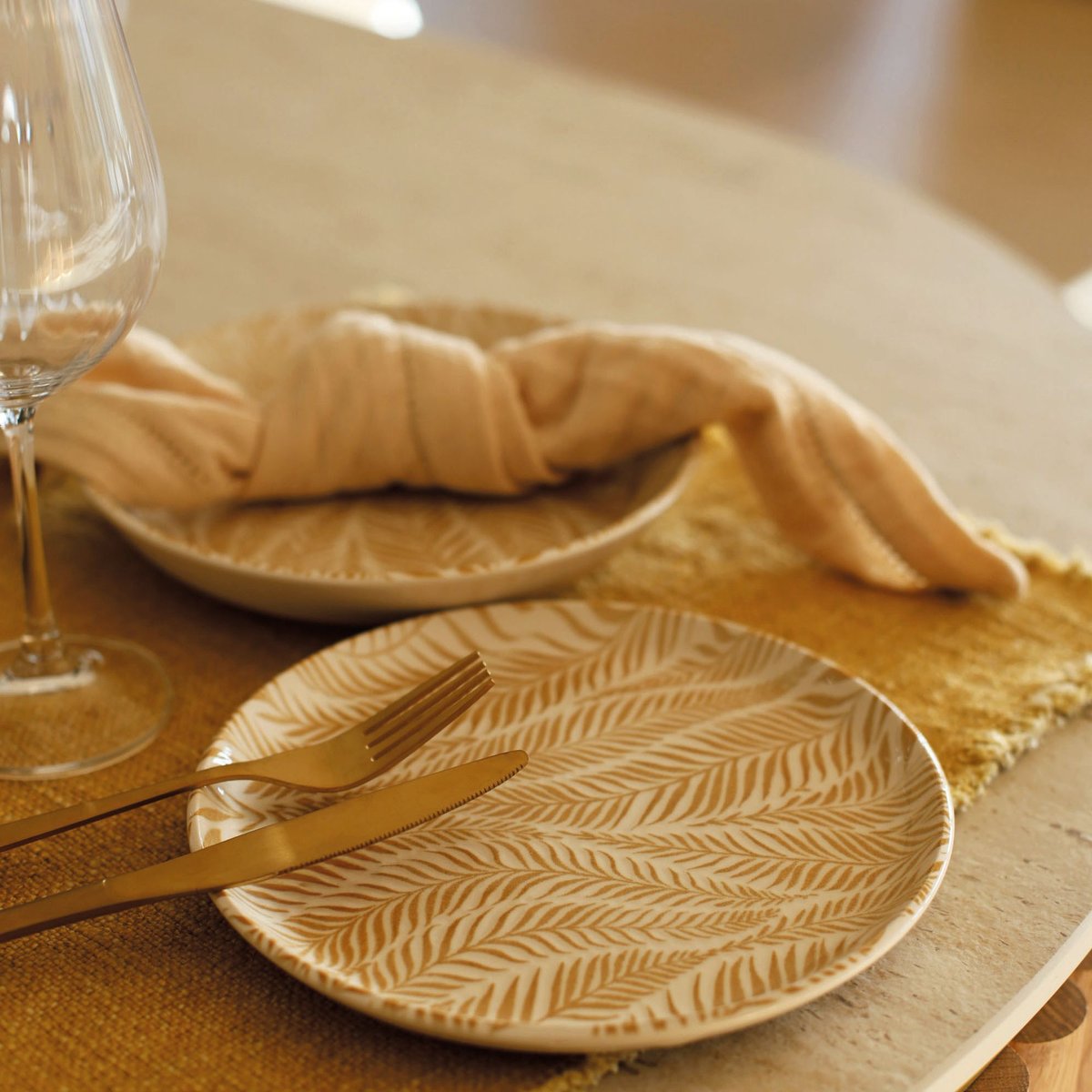Lot de 6 assiettes plates en grès, SAVANE beige, NOVASTYL