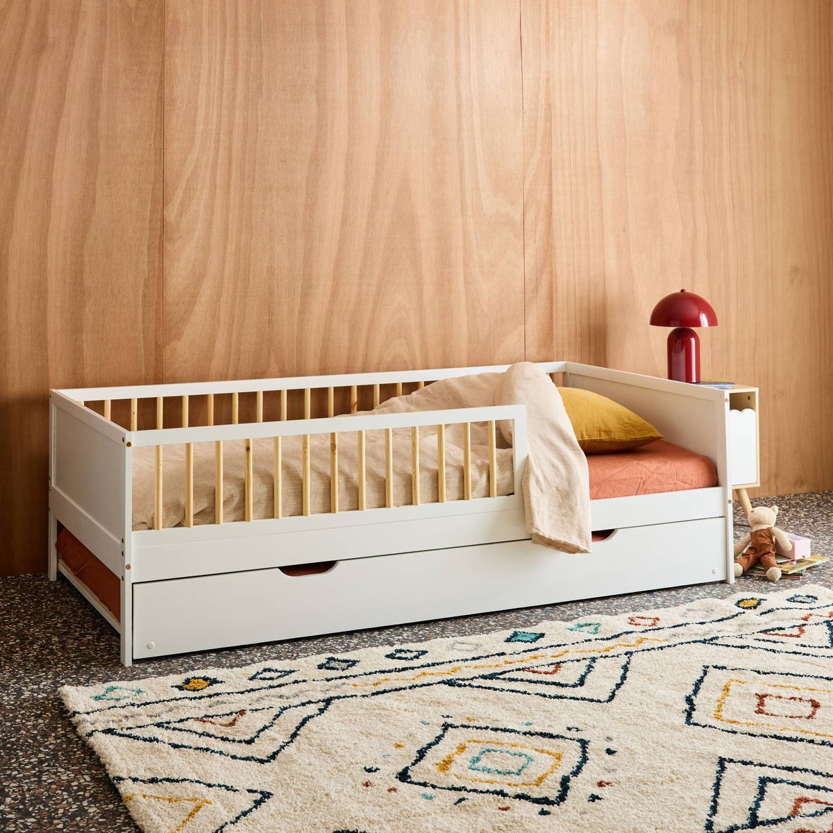 Lit gigogne enfant 90 x 190 cm pin naturel avec sommier à lattes et tiroir ELIO blanc, SWEEEK