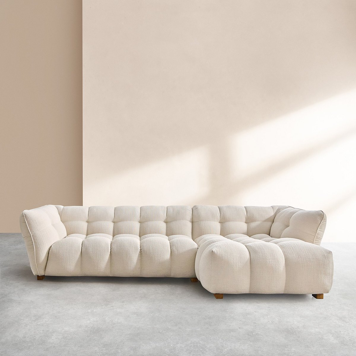 Canapé d'angle en tissu bouclette courte DALVI ivoire, HABITAT