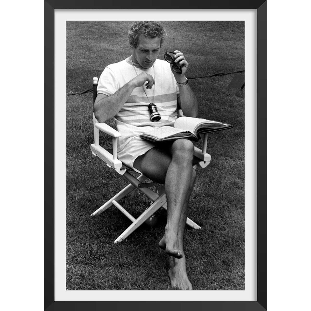 Affiche acteur célèbre Paul Newman, 1970 affiche + cadre en bois - noir, HEXOA