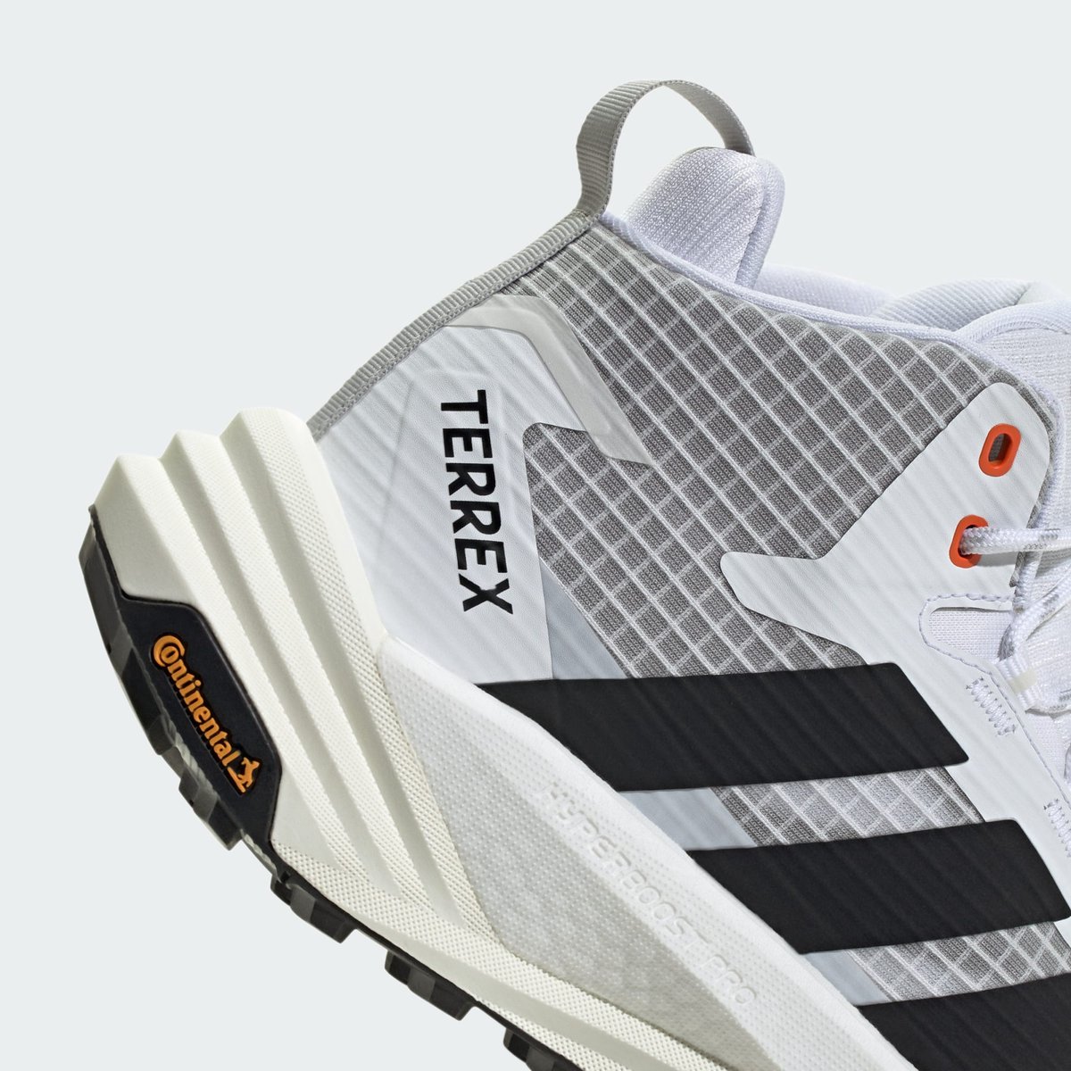 Chaussure De Randonnée Terrex Free Hiker 3 Mid Gore-Tex Chaussure De Randonnée Terrex Free Hiker 3 Mid Gore-Tex cloud white / core black / off white, adidas Performance