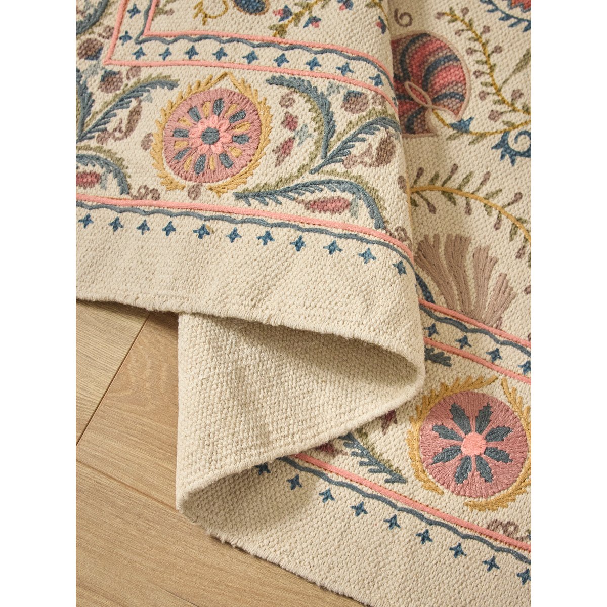 Tapis en coton brodé Flore - L imp fleurs, CYRILLUS