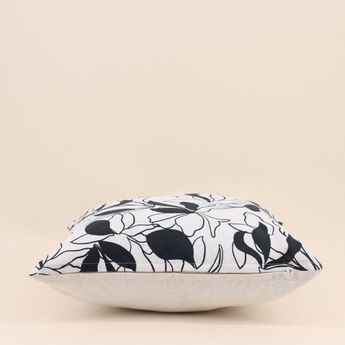 Coussin fleuri 40x40cm blanc, ORNAMI