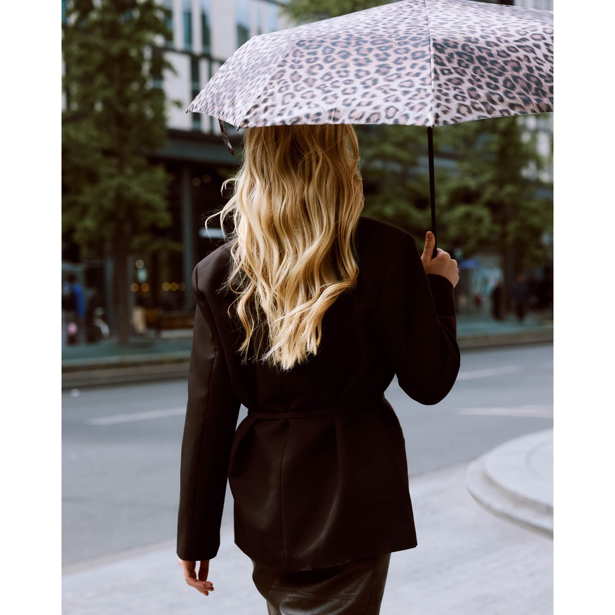 Parapluie compact à motif leo Breeze leo, GRACE & MILA