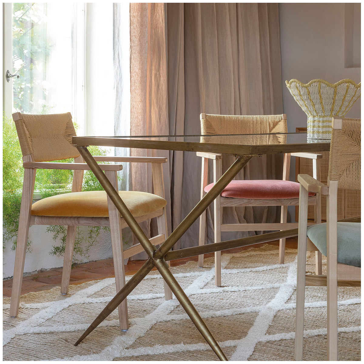 Chaise PALOMA velours finition bois blond jaune, BLANC D’IVOIRE